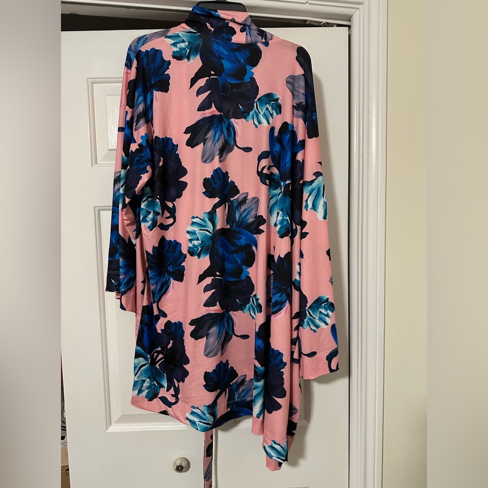 Printed Microfiber Robe - Picture 4 of 6